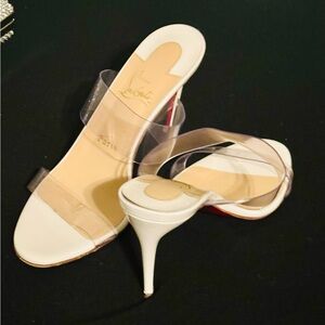 CHRISTRIAN LOUBOUTIN women’s heal size 38 1/2